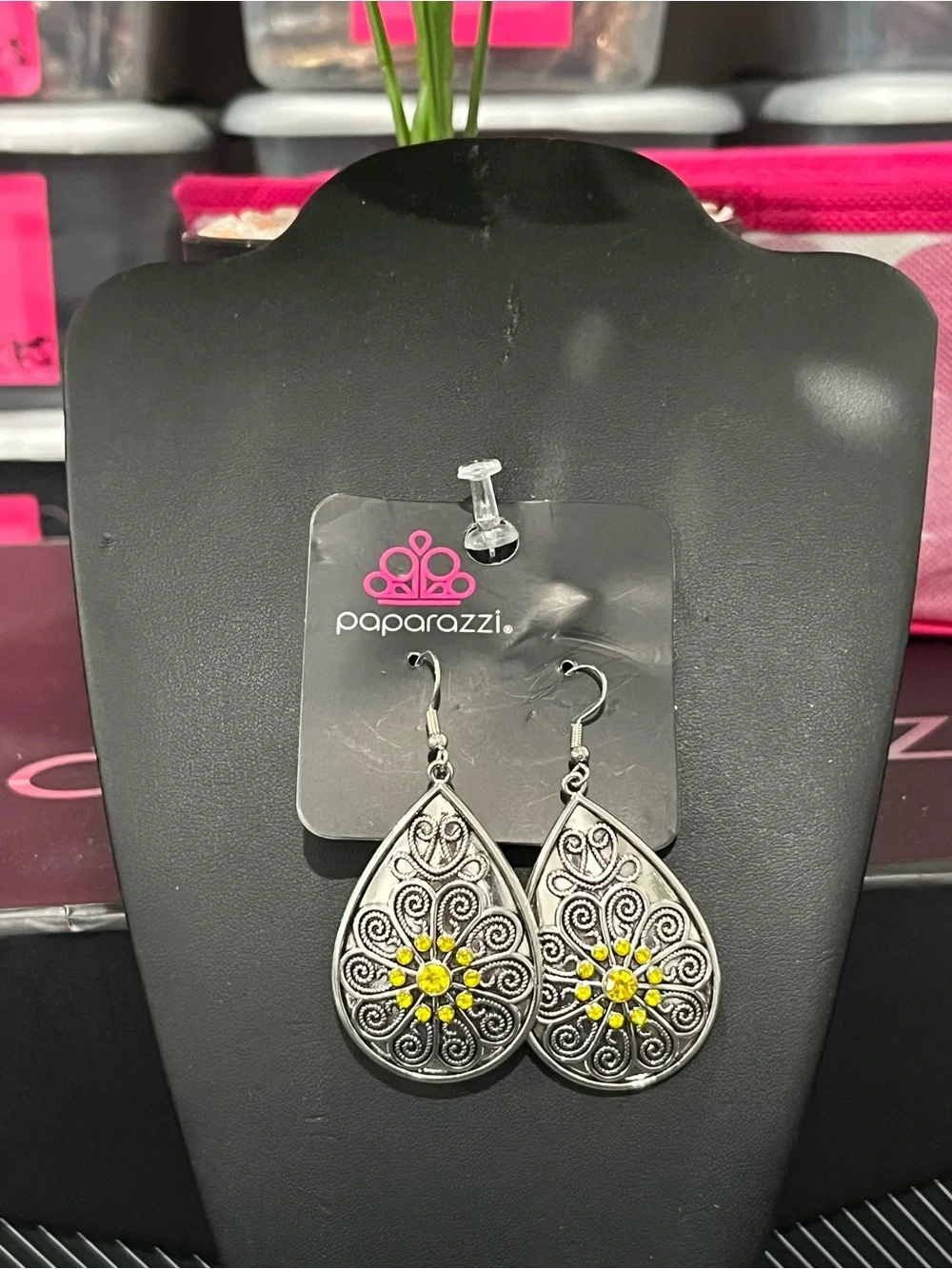 paparazzi silver tone